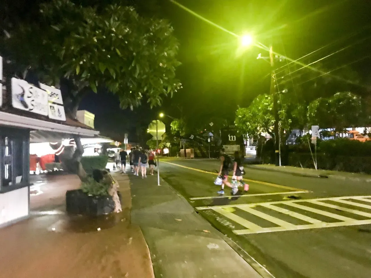 朝5時のスタート地点へ向かう道