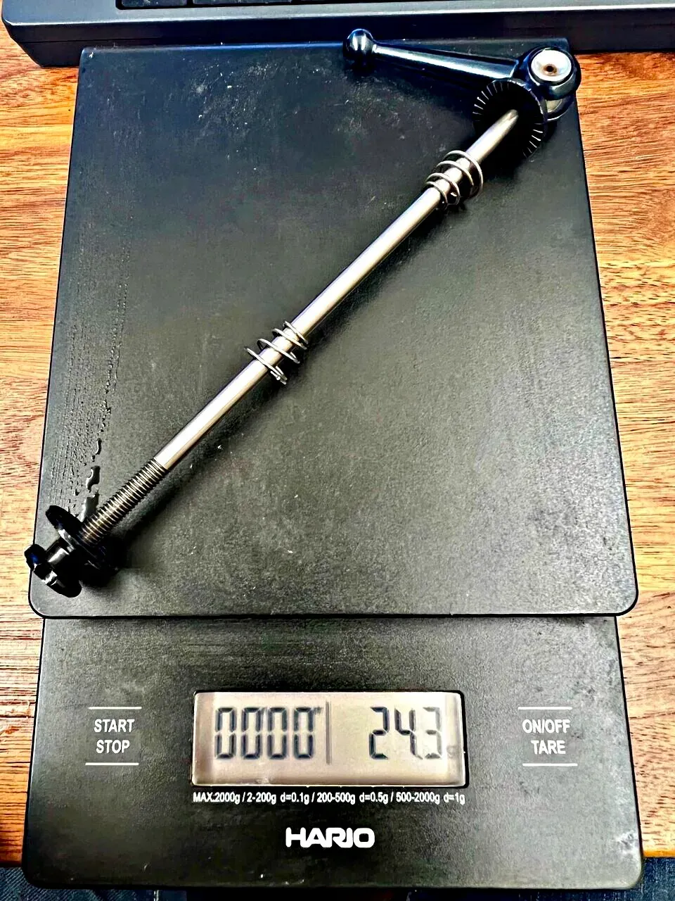 DT Swissのクイックリリースに変更したら剛性が増した！