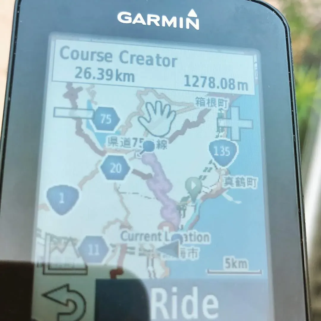 GarminマウントとGoProマウントが一体になったアルミ製マウント - MUSON 4Kカメラを装着(正面)