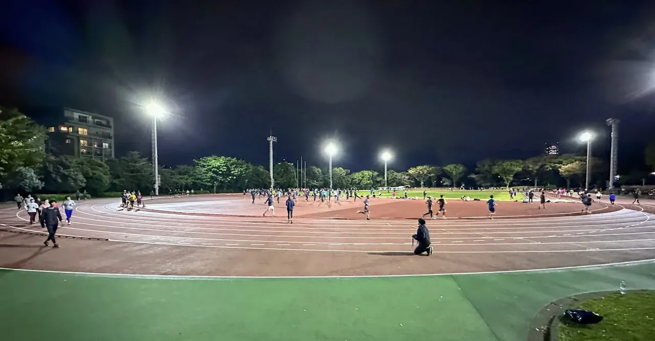 陸上トラックの距離