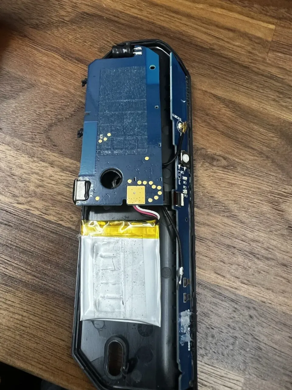 AlterLock Gen2の取り付け (GPSと振動センサによる通知で安心駐輪) - 画像7