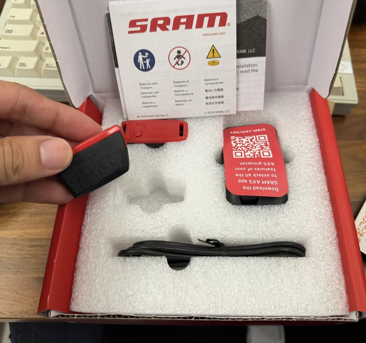 SRAM AXSバッテリー